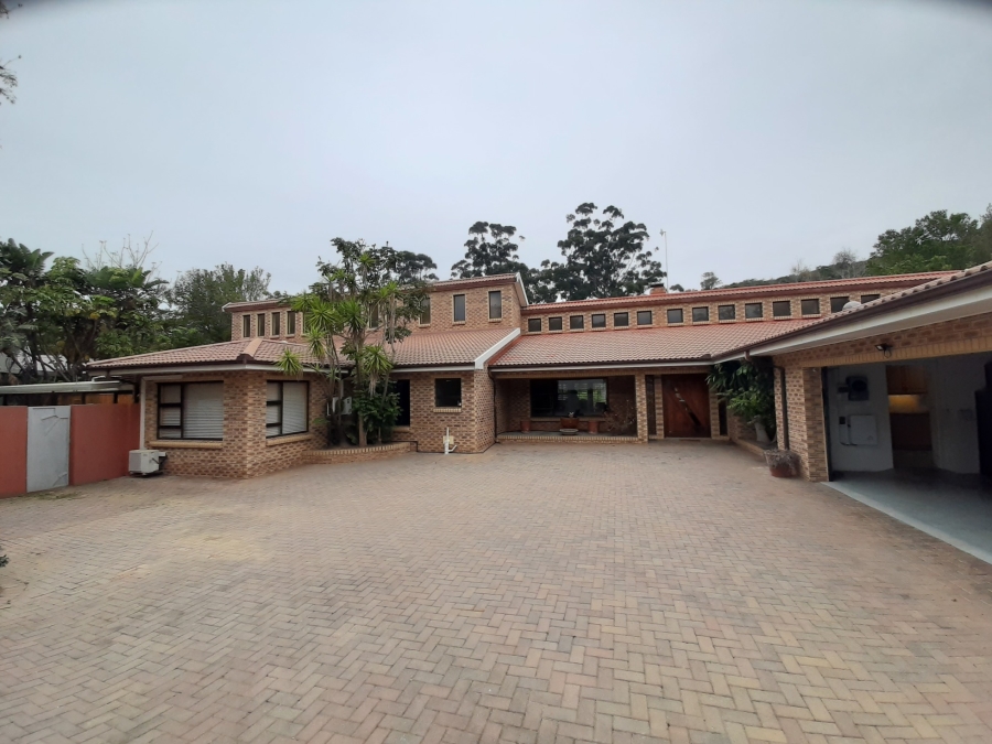 5 Bedroom Property for Sale in Abbotsford Eastern Cape